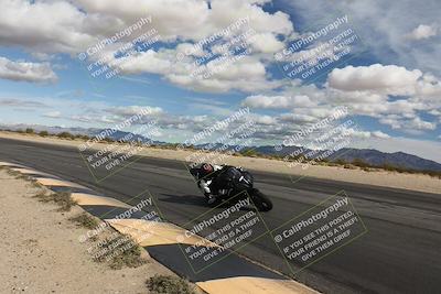 media/Nov-16-2025-Race Pace (Sun) [[8c5fa54630]]/Verified Riders/6-Turn 10 Inside (1145am)/